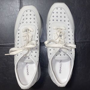 Donald Pliner running shoes